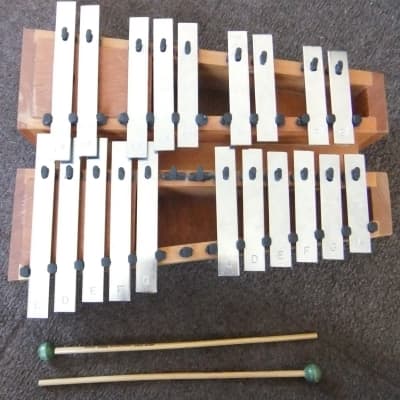 New Era Glockenspiel 1970s - Handmade, professional quality, wooden framed Glock with beaters image 4