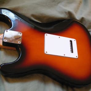 1991 Fender American Deluxe Stratocaster Plus (customized to Ultra) Sunburst (Pleked) image 4