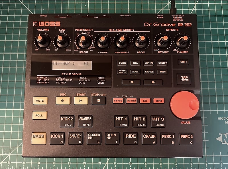 BOSS Dr.Groove DR-202 リズムマシン BOSS Dr.Groove DR-202 リズムマシン dr_202_top_main.jpg