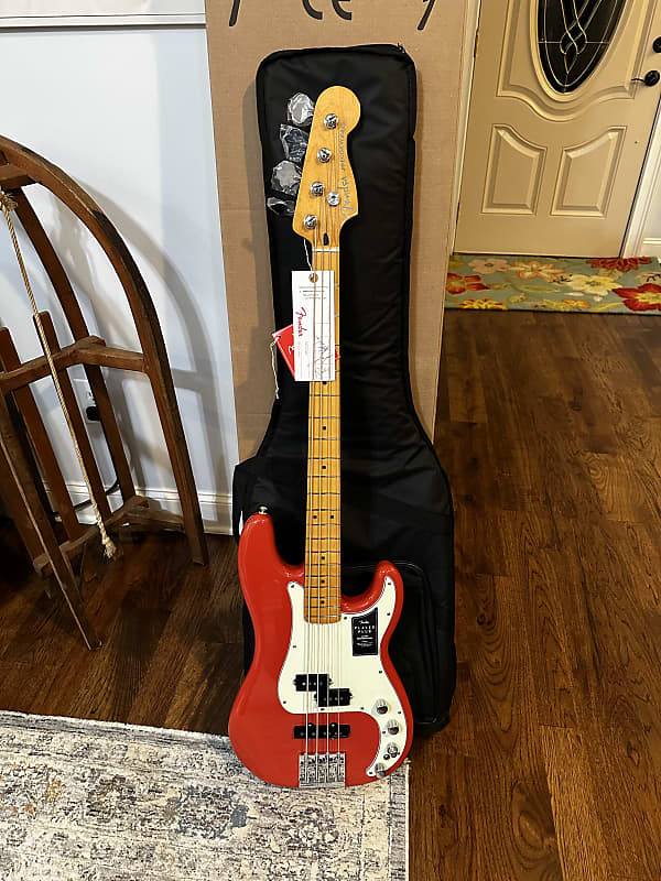 Fender Player Plus Precision Bass with Maple Fretboard 2023 - Present - Fiesta Red image 1