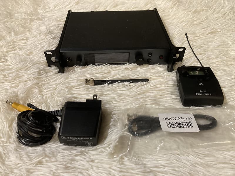 Sennheiser EW SR IEM G4 in ear monitors transmitter A band WITH EK IEM G4 receiver early 2020’s - black image 1