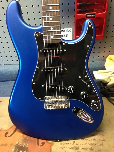 Fender Stratocaster Blue / Black | Reverb