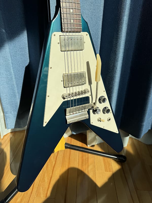 Gibson Custom Shop Japan Limited 1967 Flying V VOS Candy