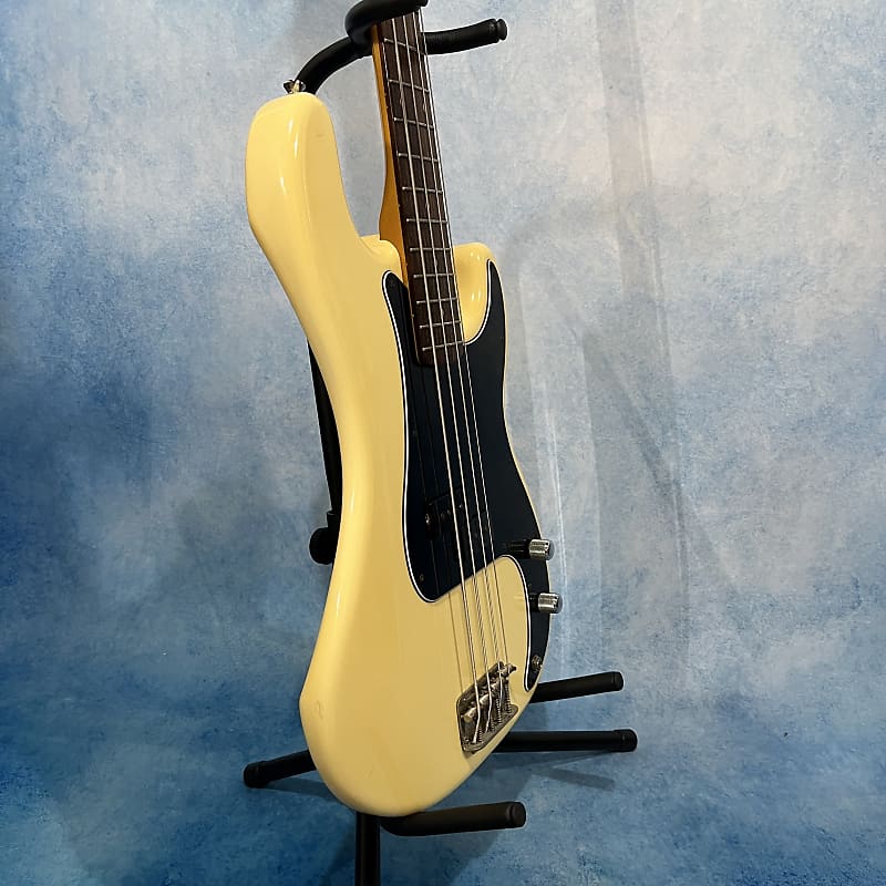 ベース Edwards / E-PB-83R/LT Vintage White 中古】Edwards / E-PB-83R/LT Vintage White 【梅田店