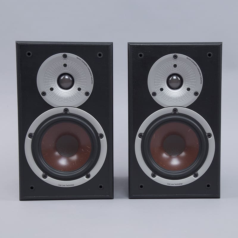 Dali Spektor 2 Compact Bookshelf Speakers