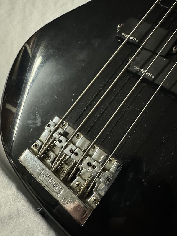 Washburn B-2 Electric Bass Guitar MIJ Japan 1980s - Black