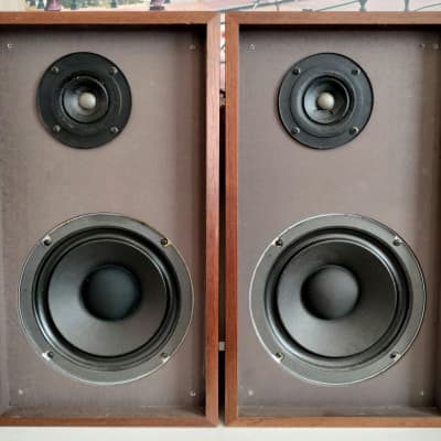 On sale REALISTIC NOVA-6 CAT.NO 40-4019A 2-WAY SPEAKERS