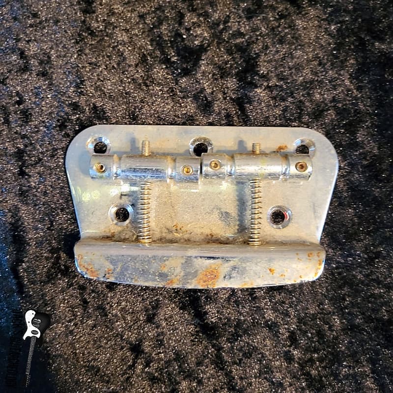 Squier Bronco Bass Bridge (1990s Relic Chrome) Reverb UK