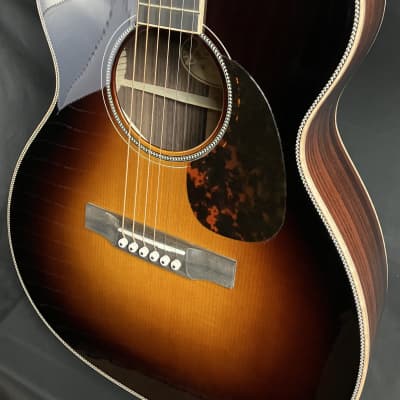 Larrivee OM-60R Rosewood Traditional Orchestra Acoustic Guitar Sunburst w/ Case image 7