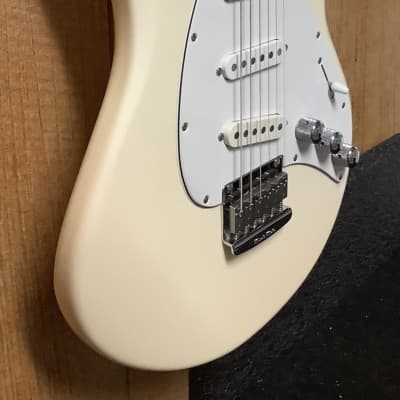Ernie Ball Musicman Silhouette Special (w/ OHSC) image 3