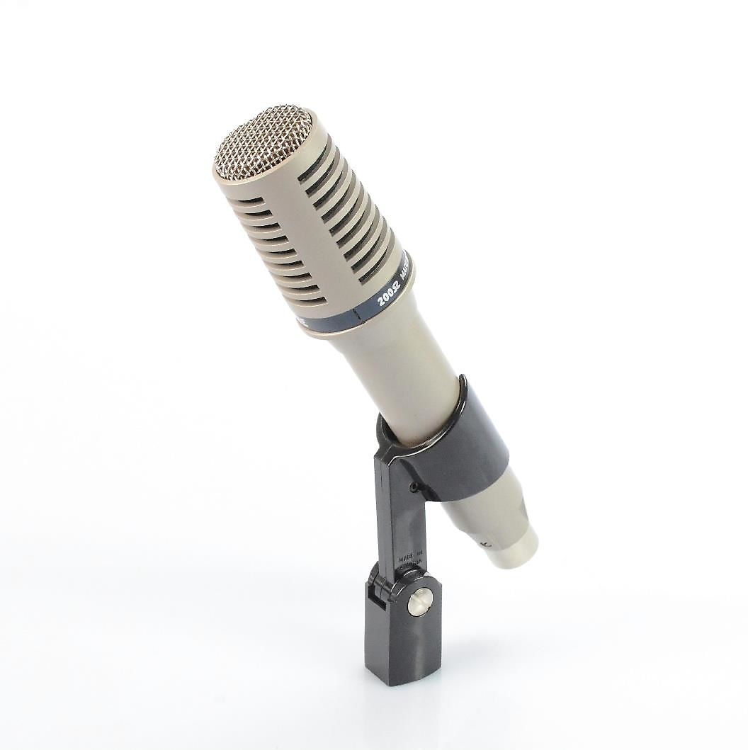 Akg d200e top