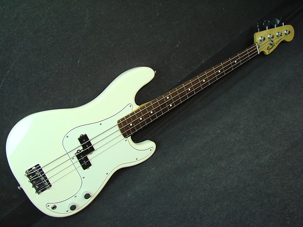 Fender mexican discount standard precision bass