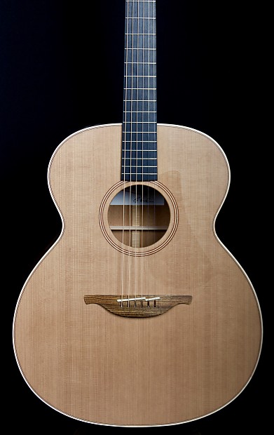 Lowden O22 Cedar over Mahogany