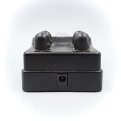Pearl AD-08 Analog Delay | Reverb Canada