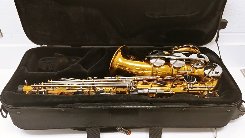 Conn 20m alto deals saxophone