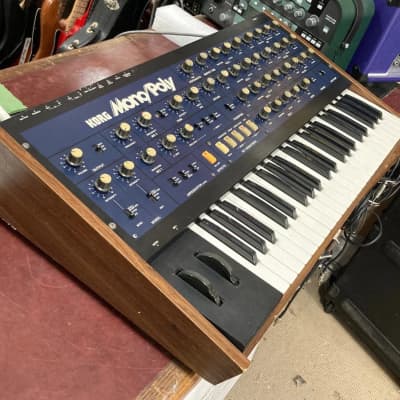 KORG - Mono/Poly - 4 Voice Polyphonic Analog Synth