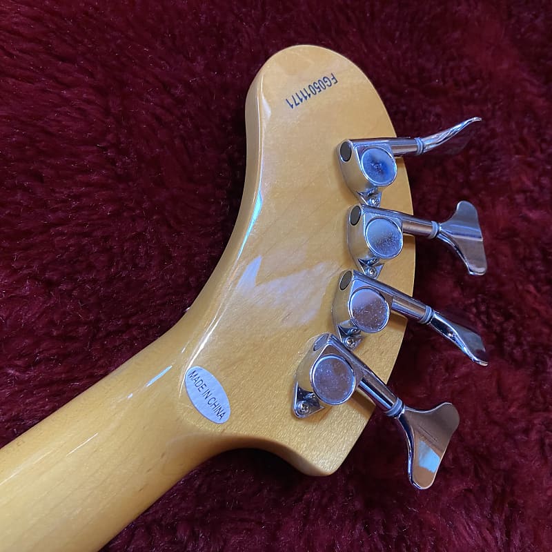 FERNANDES　ZO-3　BASS FERNANDES ZO-3 BASS CAR アンプ内蔵ミニエレキベース