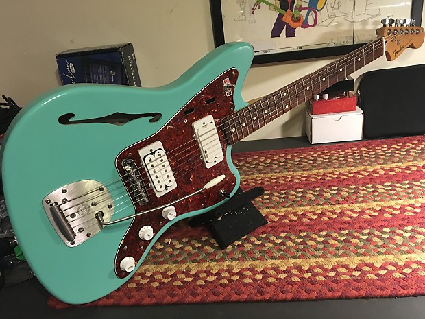 Semi hollow jazzmaster sale