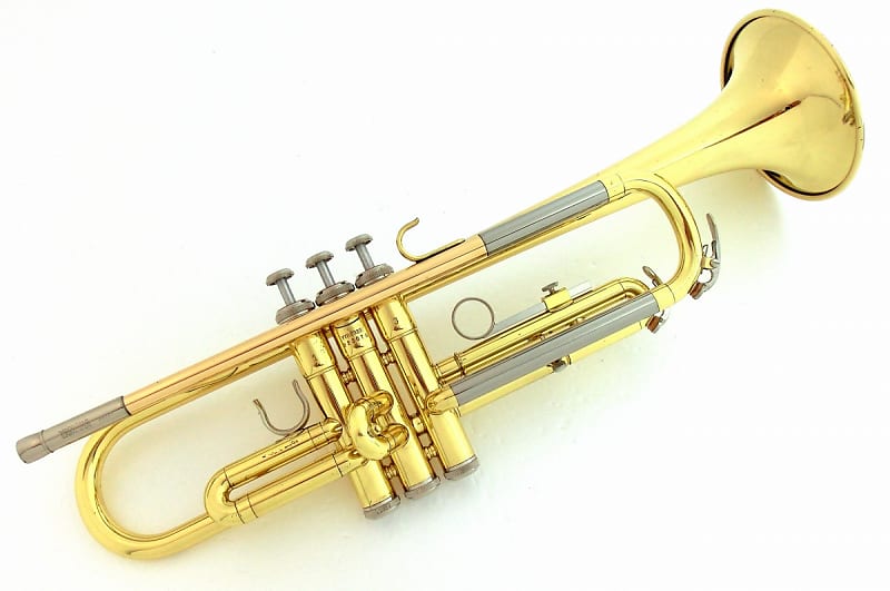 YAMAHA YTR-2320E trumpet