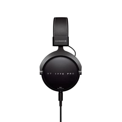 Beyerdynamic DT 1770 Pro 250 Ohm Studio Headphones Bundle with Mackie Headphone Amplifier image 12