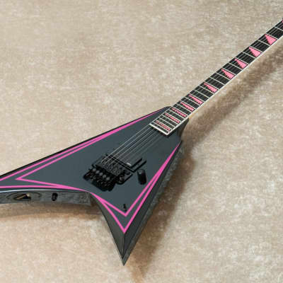 ESP EDWARDS E-ALEXI PINK SAWTOOTH w/SPECIAL GUITAR GIG BAG