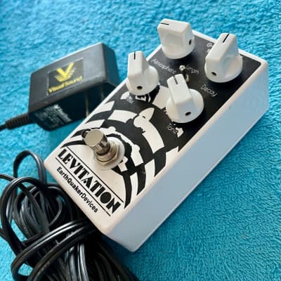 EarthQuaker Devices Levitation Reverb | Reverb