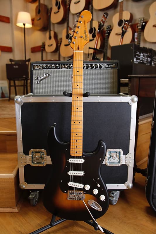 Amazon.com: Fender Squier 40th Anniversary Vintage Edition