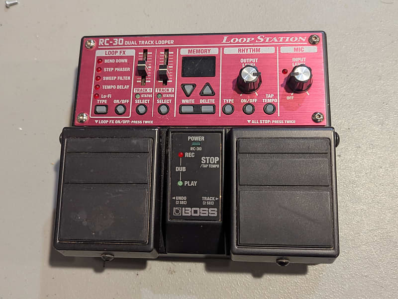 BOSS RC-30 Loop Station アダプタ等あり Boss RC30 Loopstation with Power Supply at Gear4music