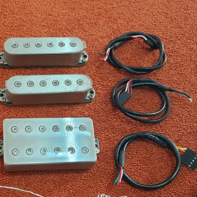 Ibanez Guitar Part Q54 Model w/ Monorail Cosmo Black &The R1