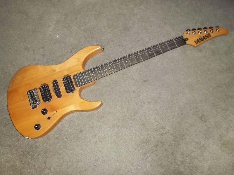 Yamaha RGX 121D Natural Strat Guitar 1996