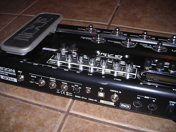 ギター zoom 7.1 ut G7.1ut Guitar Effects Console | Zoom