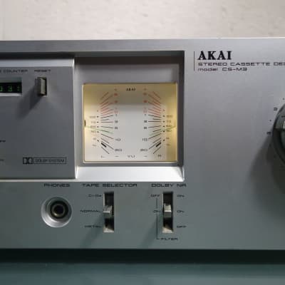 AKAI model CS-M3 - Stereo Cassette Deck - Lecteur K7 vintage