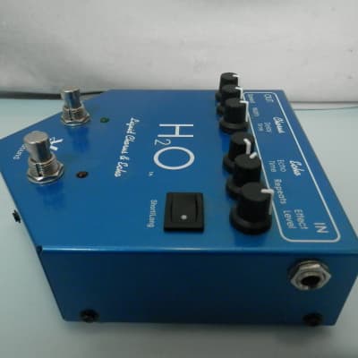 Visual Sound H2O Liquid Chorus & Echo guitar effect pedal used 