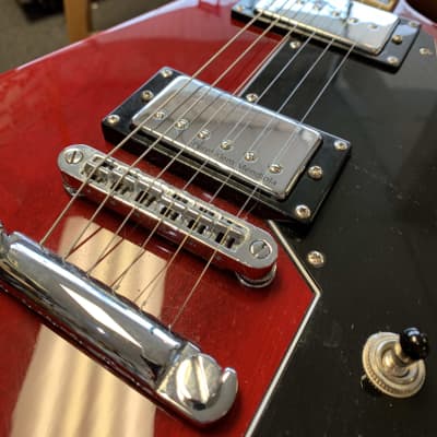 Pure Salem Bruiser Flying V - Red image 12