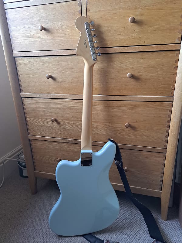 Fender Jaguar MIJ Traditional 60s Sonic Blue : r/offset