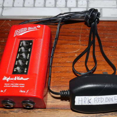 Hughes & Kettner Red Box 5 Guitar Cabinet Simulator W POWER