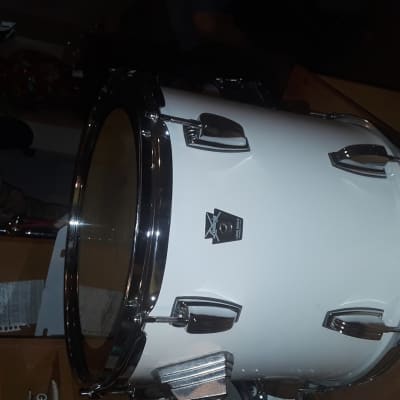 Ludwig Classic Maple 4 Piece SHELL PACK image 2