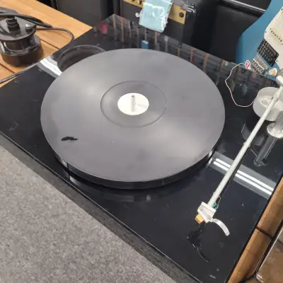 The Well-Tempered Labs Turntable For Parts Or Repair With Tone Arm And Blackbird Cartridge image 4