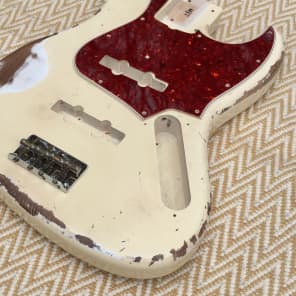 MJT jazz bass ボディ　fender MJT Official Custom Order Vintage Aged Nitro Finish Guitar