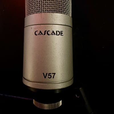 Cascade V57 Mid 90’s - Silver image 1