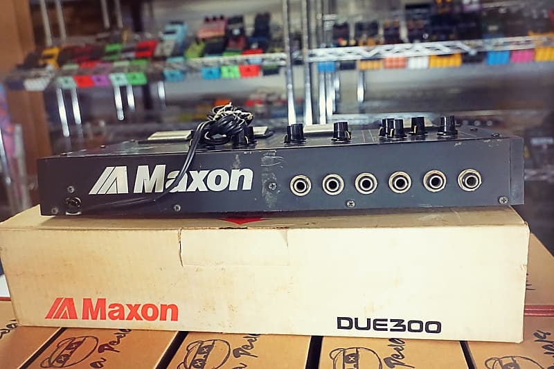MAXON DUE-300 Vintage Guitar Multi Effects Pedal AC100V | eBay