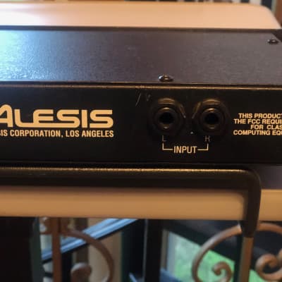 Alesis QuadraVerb GT 20k Bandwidth Simultaneous Guitar Effects Processor 1990s - Black image 5