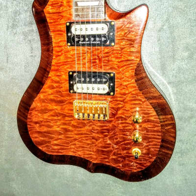 Occhineri Custom Guitar. Waterfall Mahogany image 2