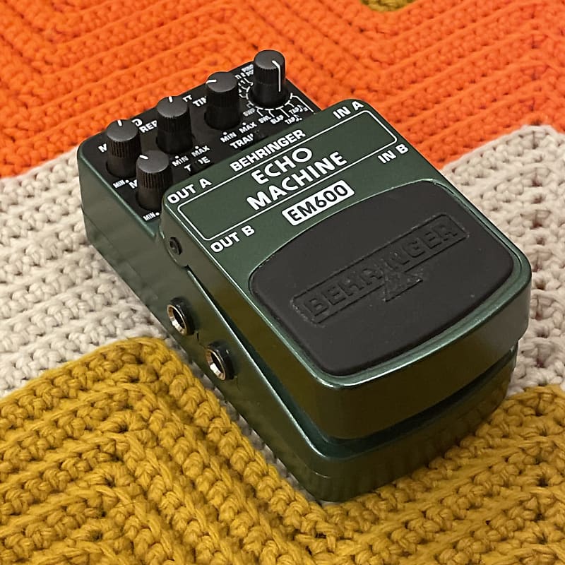 Behringer EM600 Echo Machine Pedal