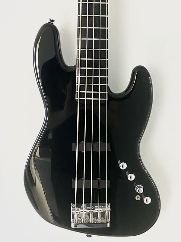 Squier PR839 5弦ベース エレキベース スクワイヤー - メルカリ