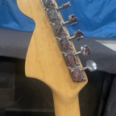 1977 Fender Stratocaster 3-Bolt Neck, Maple Fretboard, Sunburst image 9