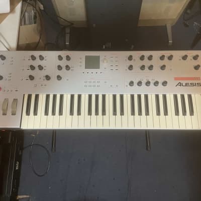 Alesis Ion 49-Key Analog Modeling Synthesizer 2000s - Silver