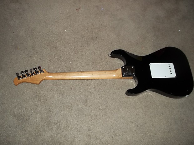 CHARVEL CX290 エレキギター 日本製 ブラック CHARVEL CX290 エレキギター 日本製 ブラック CHARVEL CX290 エレキ