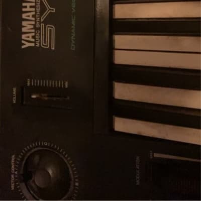 Yamaha SY22 Dynamic Vector Synthesizer 1990 - Black