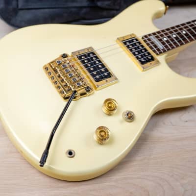 Ibanez RS400-WH Roadstar II Standard HH MIJ 1983 Pearl White Made in Japan w/ Bag image 3